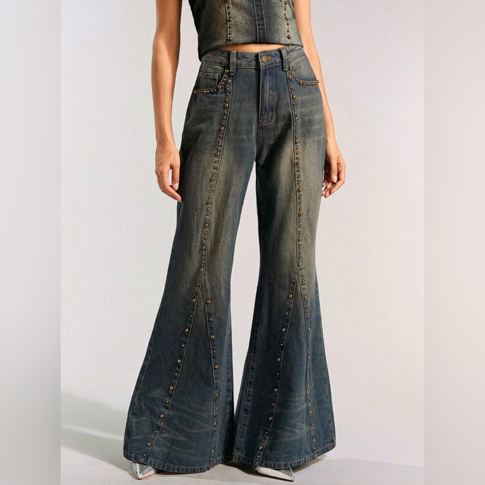 Forever 21 Vintage Rhinestone Western Style Flared Jeans SZ 28
